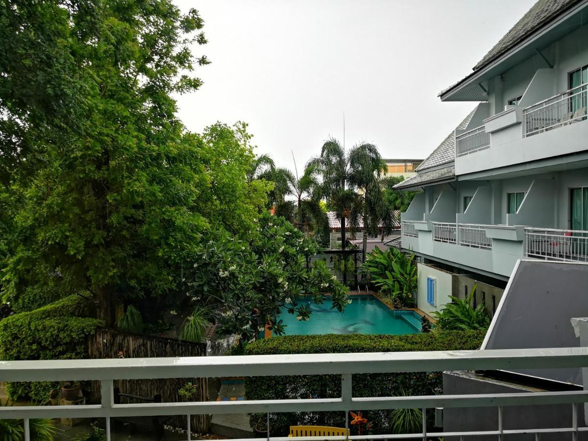Baan Suksiri Hotel HHQ Exterior photo