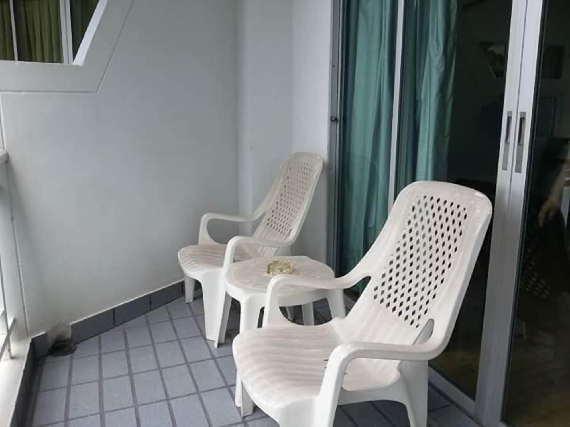 Baan Suksiri Hotel HHQ Exterior photo
