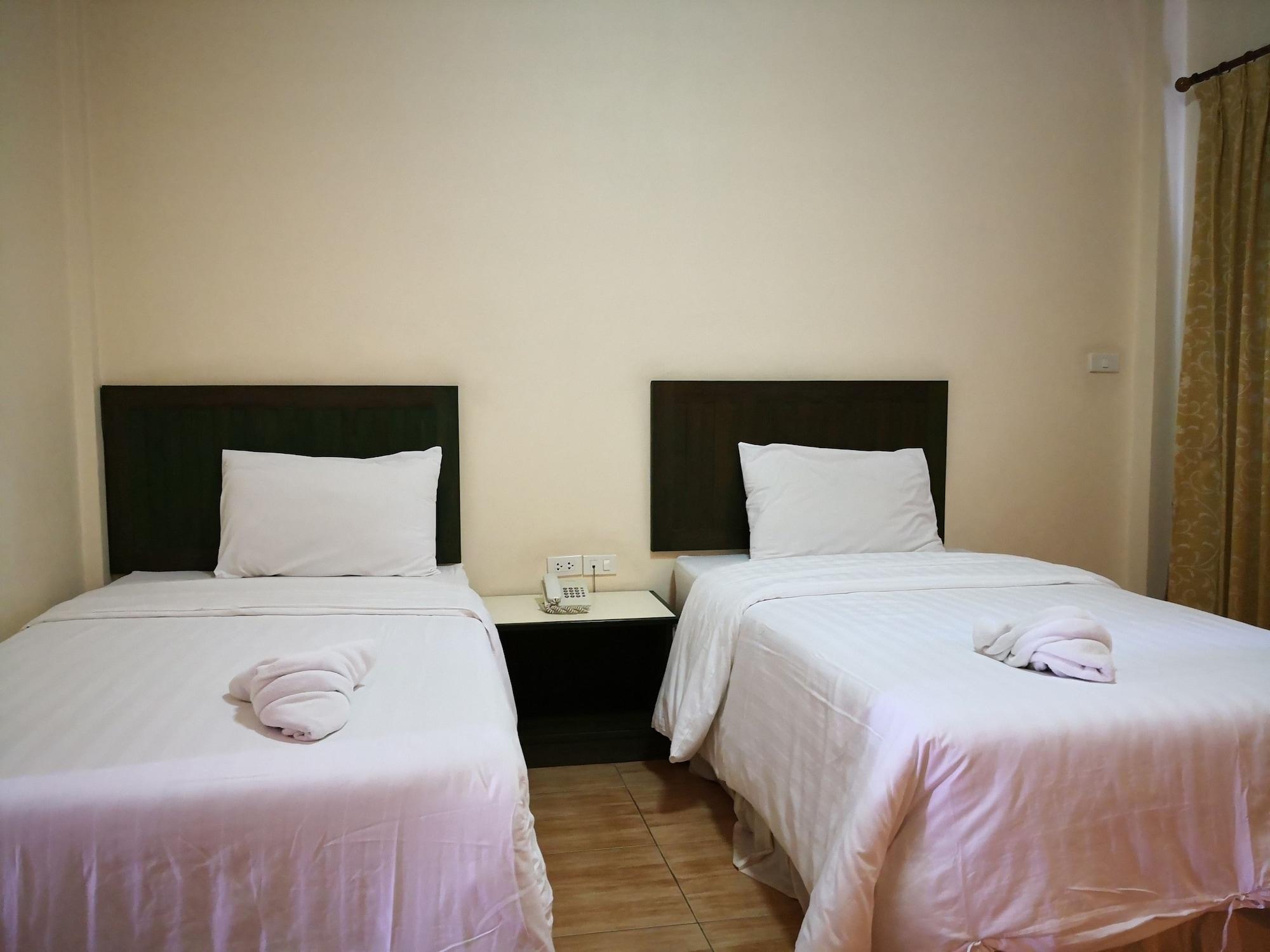 Baan Suksiri Hotel HHQ Exterior photo