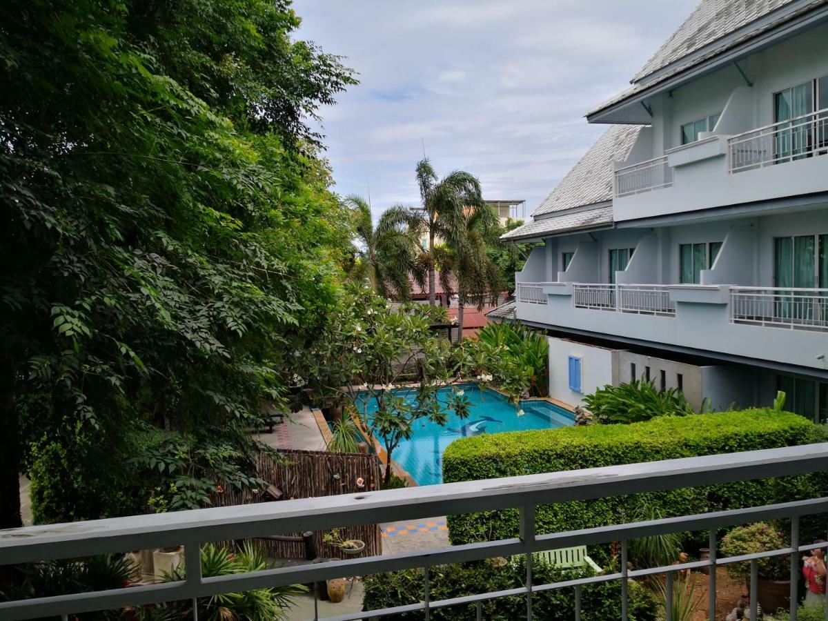 Baan Suksiri Hotel HHQ Exterior photo